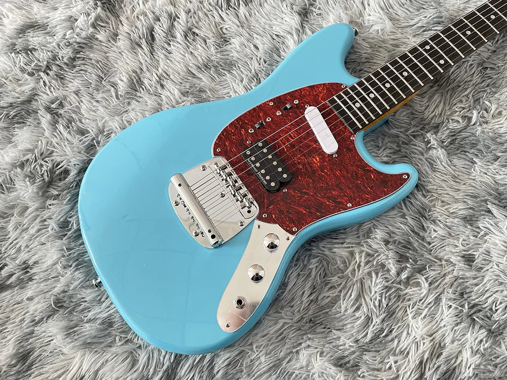 Electric Guitar with 6 Strings, Rosewood Fingerboard, White Color, High Quality, 2-Piece Pickup, Free Shipping by 40 inches